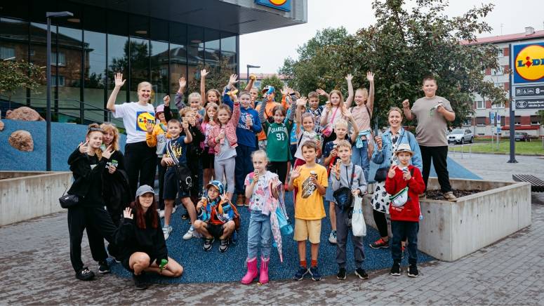 Noored Kooli suvelaager Lidliga